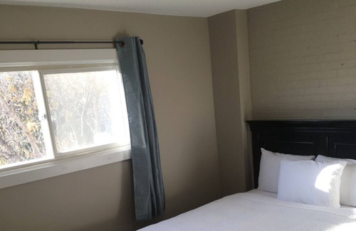 Moose Jaw House | 2nd Home Suites - Moose Jaw Unit 1 - 2nd Home Suites - Moose Jaw - Unit 3