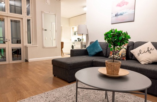 Kluuvi Apartment | 2ndhomes Center Home w Sauna & Balcony