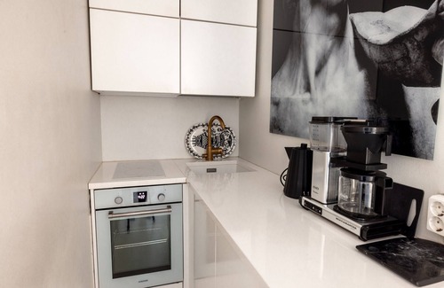 Punavuori Apartment | 2ndhomes Central and Modern 39m2 Home