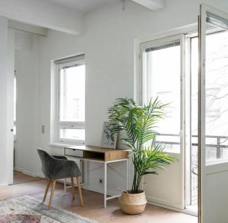 Helsinki City Centre Apartment | 2ndhomes Loft Apartment with Spa & Balcony by the White Church