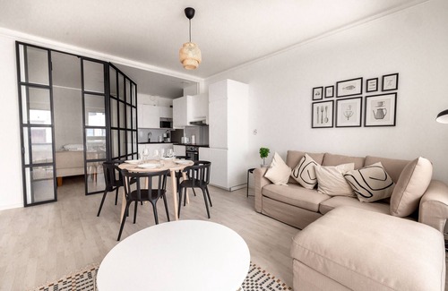 Kamppi Apartment | 2ndhomes Modern 1BR Home w Sauna&Balcony