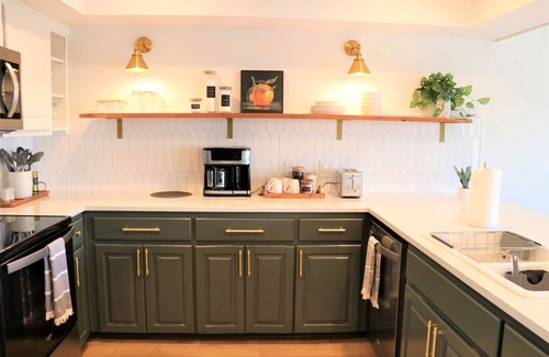 Comanche Point At Point Venture House | 3/2 MODERN GEM RECENTLY RENOVATED