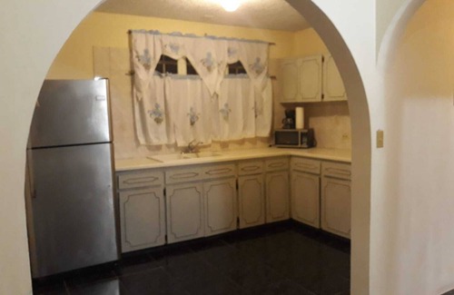 Road Town Apartment | #3/3 Bedroom Shared Apartment