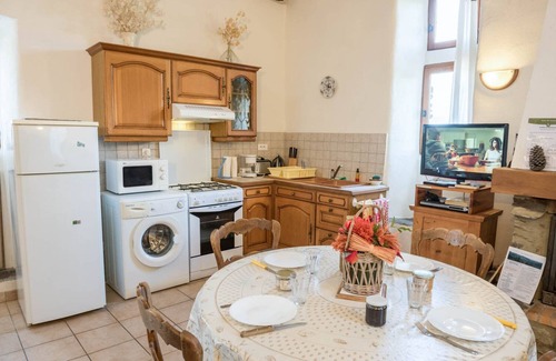 Saint-Michel-de-Deze House | 3/4 person gîte in St Michel de Dèze le Vieux