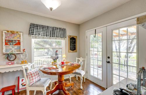 Valley Mills House | 3-Acre Yard and Cowboy Pool Quiet Texas Farmhouse