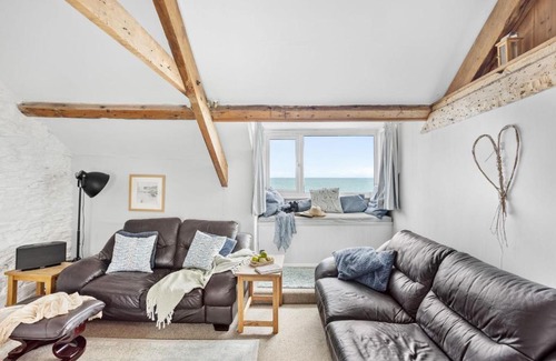 Torcross House | 3 Bayview, Torcross