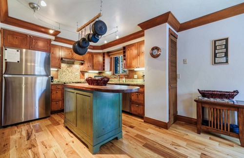 Eagle-Vail House | 3 Bd/2 Ba Alpine Getaway Right In Avon