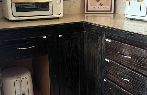 Sayles Blvd. Area House | 3 BD Retreat - 5 Mins from Downtown-Sleeps 12- Tx hospitality amenities!