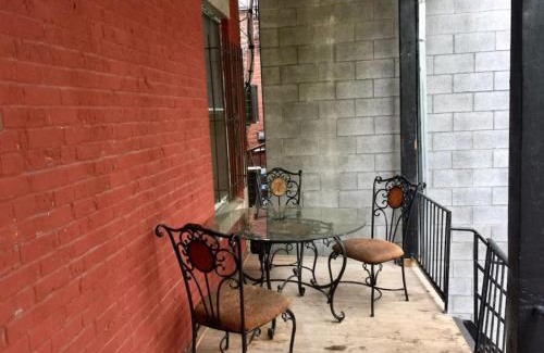 Shaughnessy Village Apartment | 3 Beautiful Bedrooms near Metro