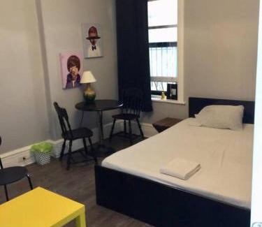 Shaughnessy Village Apartment | 3 Beautiful Bedrooms near Metro