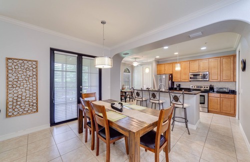 Biggar House | 3 Bed/2.5 Bath Waterfront Escondido in PASEO!