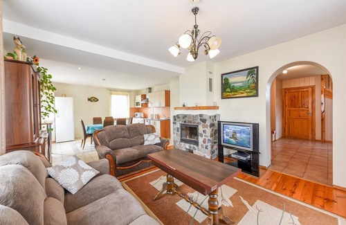 Druskininkai House | 3 bed, 2 bath Holiday Home with Garden