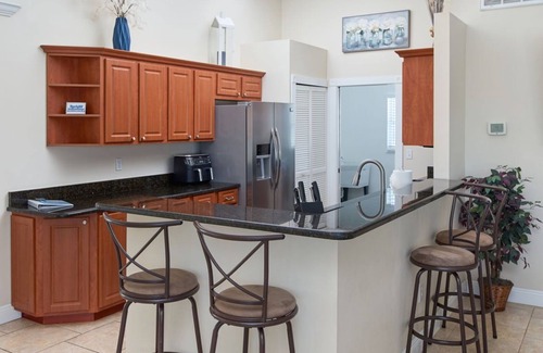 Caloosahatchee House | 3 Bed 2 Bath Pool Home W/Western Exposure In Cape Coral - Amazing Location