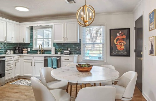 Overland Park House | 3 Bed 2 Bath with Hot Tub