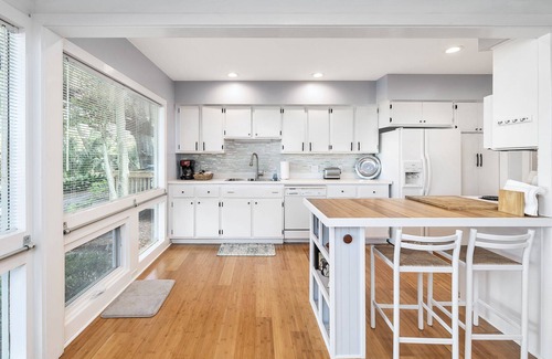 St. Simons Island Condo | 3 bed/3 bath Exceptional Townhouse on Golf Course