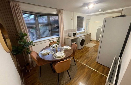 Jarrow House | 3 Bed Cosy Home Near Newcastle