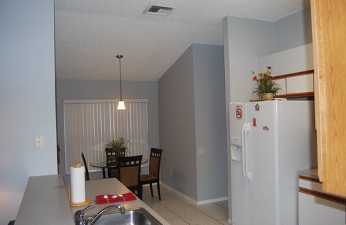 Chatham Park House | 3 Bed Home, Close to Disney, some pets considered, 4904