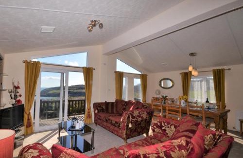 Brixham House | 3 Bed in Brixham BX012