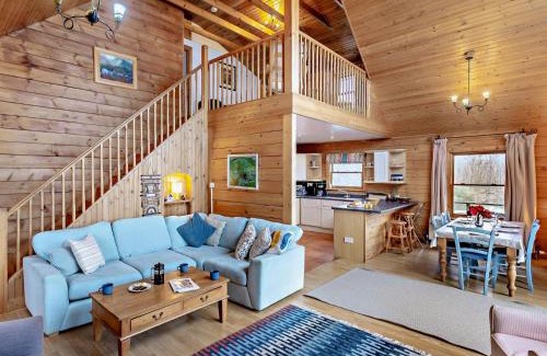 Torlundy House | 3 Bed in Fort William 95783