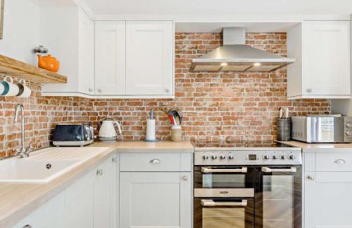 Kirriemuir House | 3 Bed in Glen Clova 75284