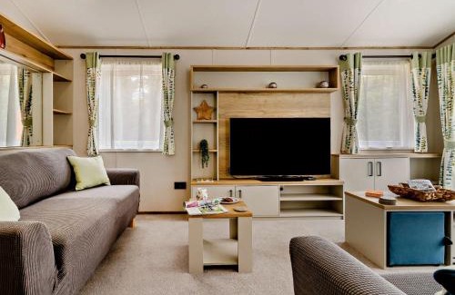 Pontesbury House | 3 Bed in Hope 94112