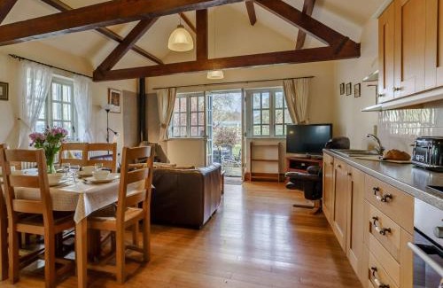 Pont-ar-gothi House | 3 Bed in Nantgaredig 56410