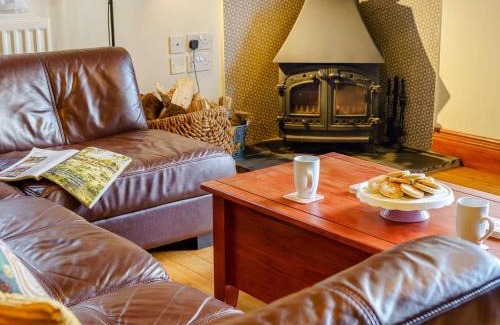Pont-ar-gothi House | 3 Bed in Nantgaredig 56410