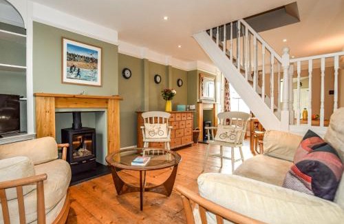 Whitstable House | 3 Bed in Whitstable WCC07