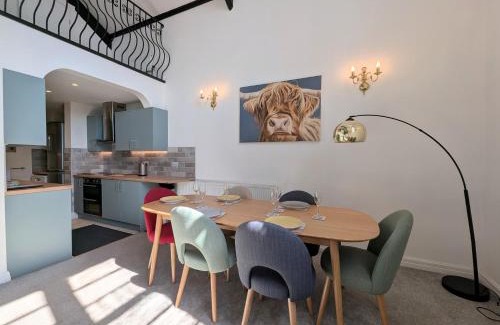Windermere House | 3 Bed in Windermere SZ469
