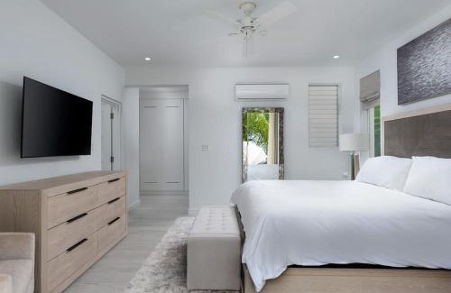 Mount Standfast Villa | 3 bed Luxury villa with sea views on Platinum Coast & beach club access