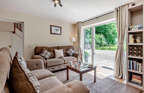 Sturminster Newton Apartment | 3 bed property in Sturminster Newton Dorset RCORN