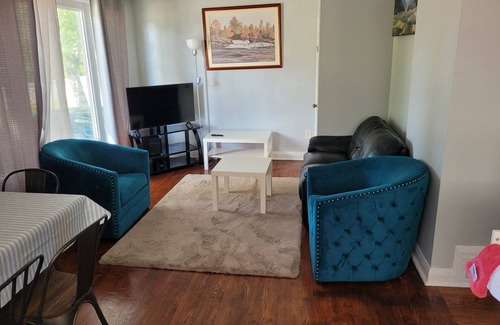 Dorset Park House | 3 Bed room house upper floor