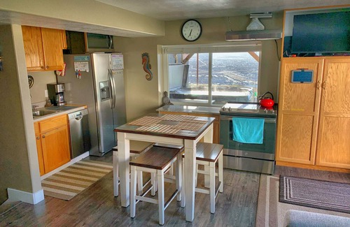 Draper House | 3 bedrm Luxurious Apartment with Best View in Salt lake City and Private Hot Tub