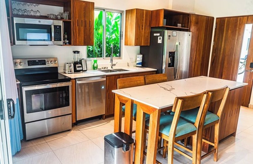 Ciudad Cortes House | 3 bedroom. 10 min to Beach. Private Pool.