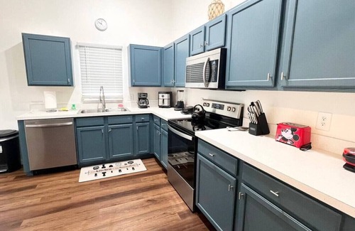 Clear Creek House | 3 Bedroom 2.5 Bathroom Clear Creek 1050