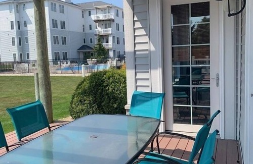 Ludington Condo | 3 Bedroom, 2 Bath Ground Level Condo with Walkout Access to Pool & Courtyard!