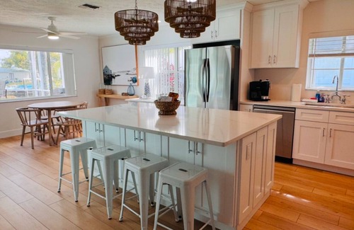 Spring Hill House | 3 Bedroom 2 Bath heated pool home w/table tennis