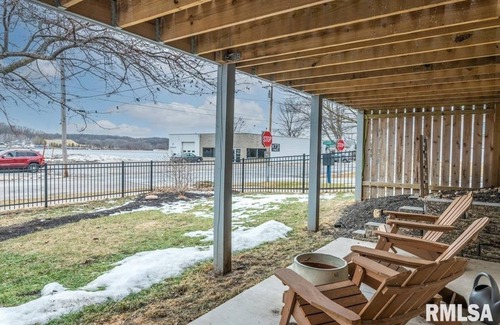 Port Byron House | 3 bedroom 2 bath home with beautiful river views and wrap around deck