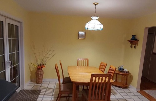 Leeds and the Thousand Islands House | 3 bedroom 2 bath house near ganaoque on the st lawrence river