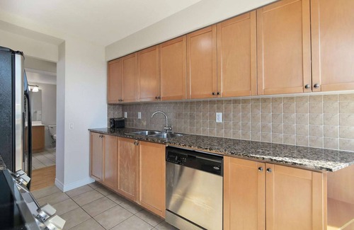 Bendale Apartment | 3 Bedroom/2 Bathroom Suite