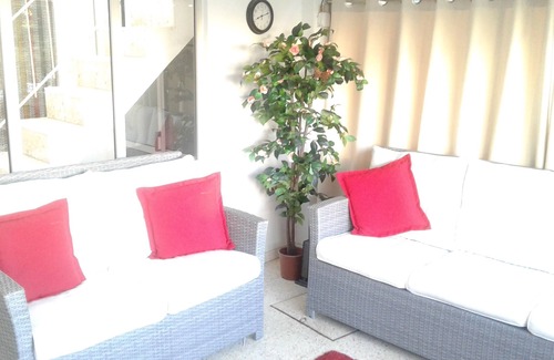 Manta Rota House | 3 bedroom 2 bathroom house ten minutes walk from the beach
