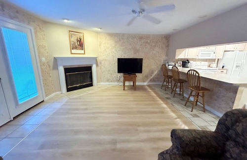 Benton Condo | 3 Bedroom, 3 Bath Condo