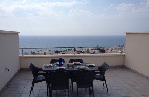 Carboneras Apartment | 3 bedroom 3 bathroom duplex apartment with spectacular sea views.