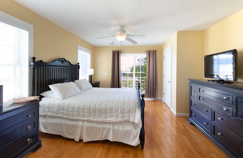 Long Key House | 3 BEDROOM 3 BATHROOM ISLAND TOWN HOME (ENTIRE HOME)