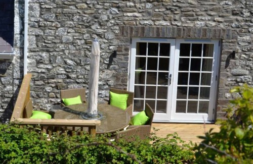 Aberaeron Cottage | 3 bedroom accommodation in Gilfach-Yr-Halen