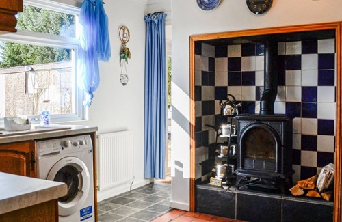Saint John's Town of Dalry Cottage | 3 bedroom accommodation in Castle Douglas
