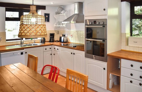 Christchurch Cottage | 3 bedroom accommodation in Tiverton