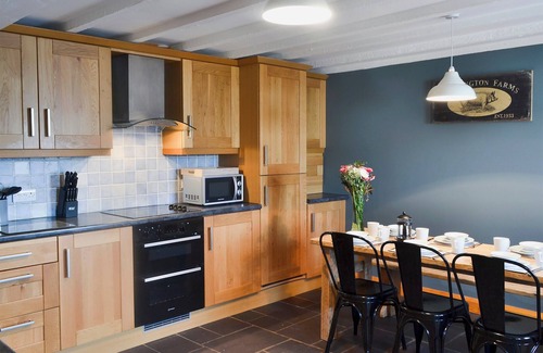 Holyhead Cottage | 3 bedroom accommodation in Llanynghenedl, near Holyhead