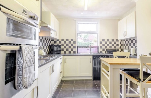 Loddon Cottage | 3 bedroom accommodation in Loddon