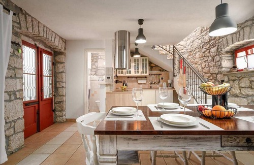 Dracevac House | 3 bedroom accommodation in Porec